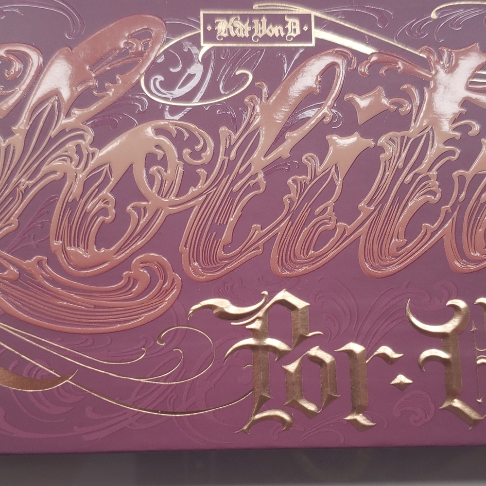 Kat Von D Lolita pallete